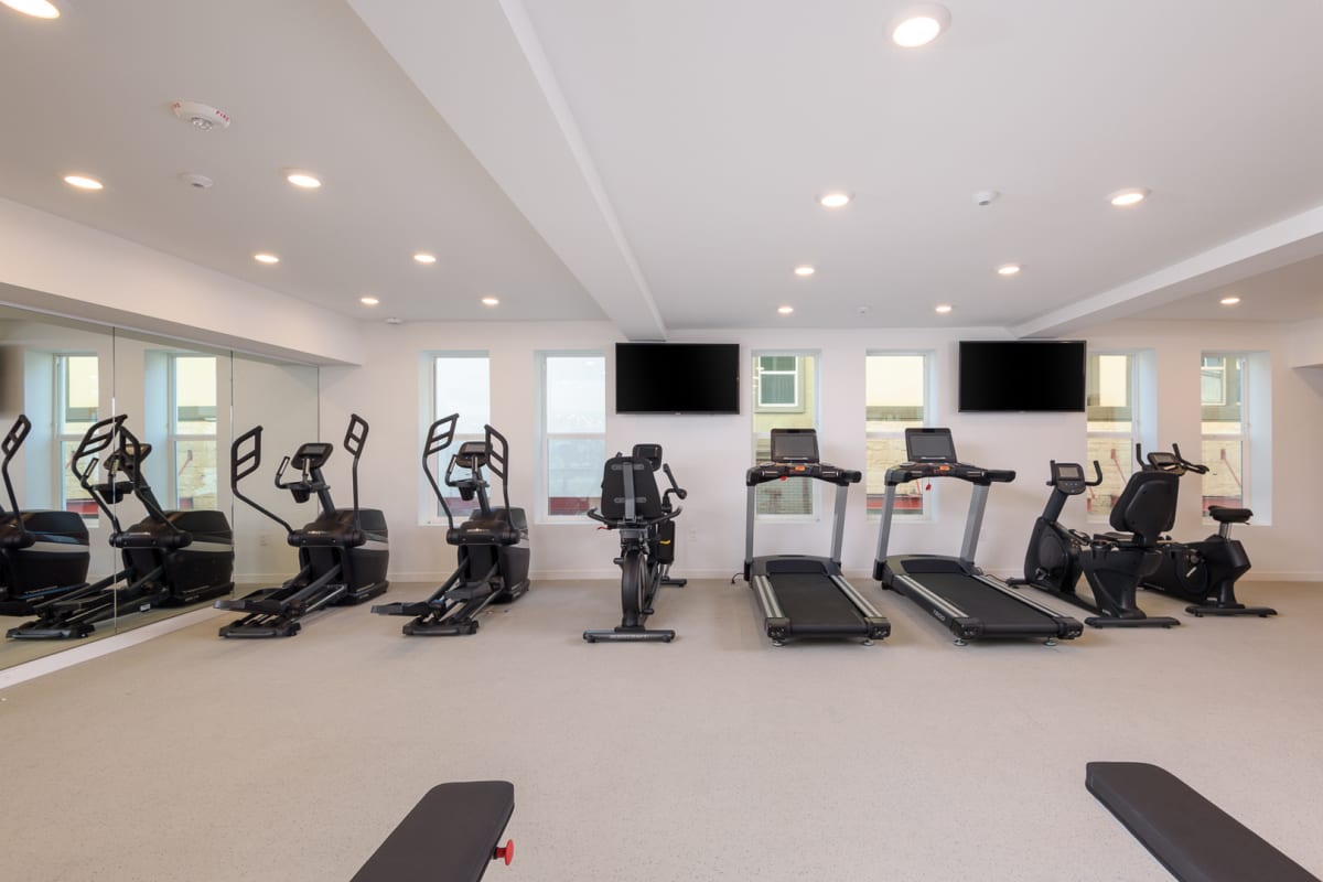 Newhall Crossing Photo Gallery Santa Clarita Apartments